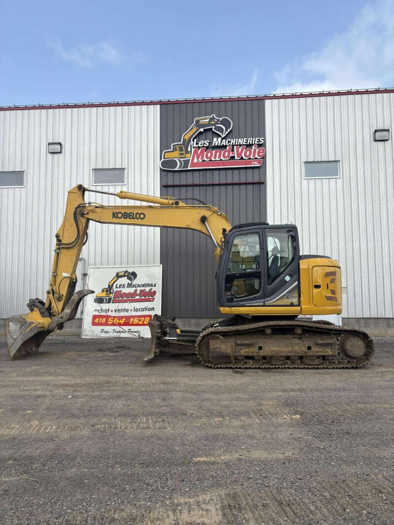 Excavatrice Kobelco Blade Runner ED160