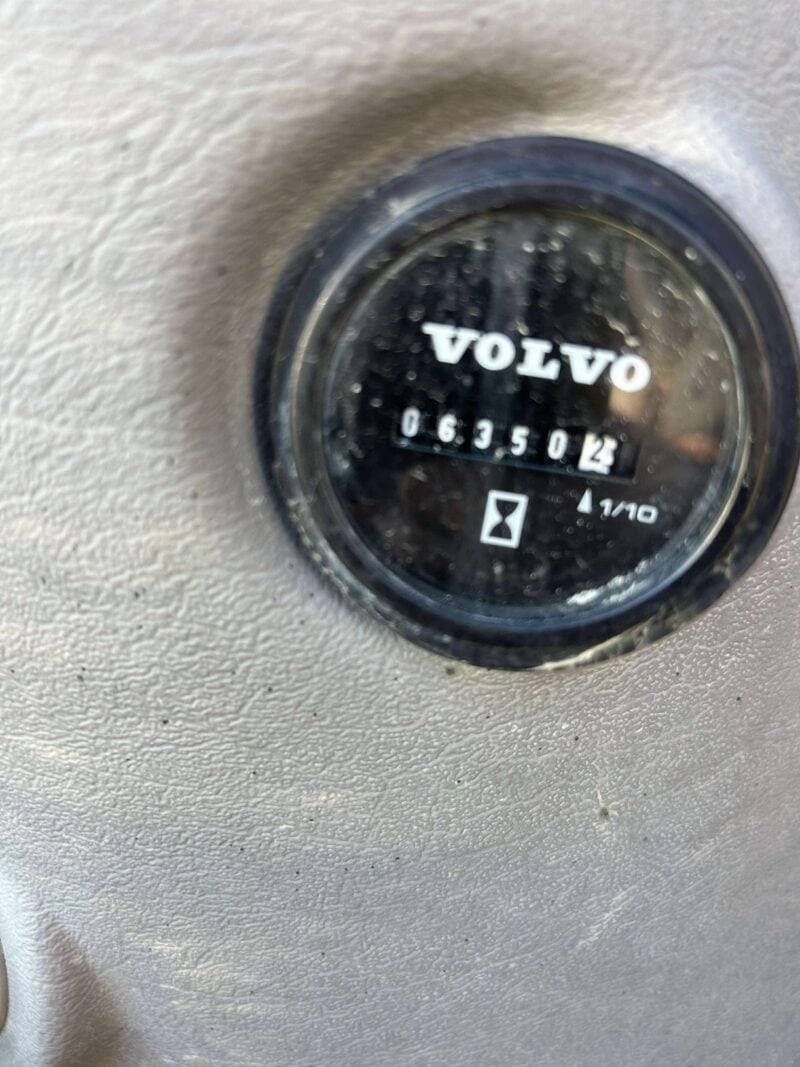 841242c210d78c15778fd40d94eefd6d