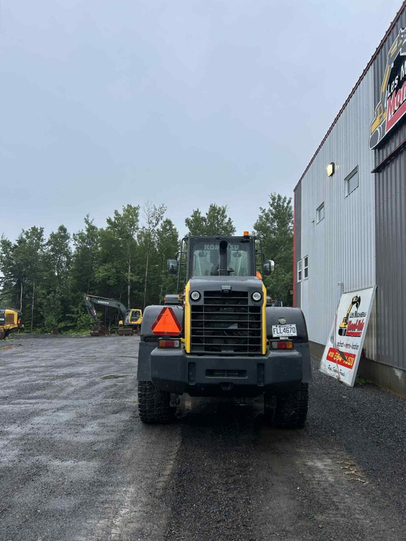 Loader komatsu WA320 – Image 5