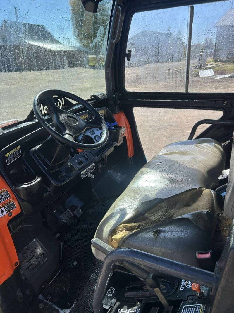 4130b9f09bc85ec66f03e503d2f03a1b